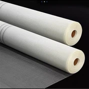 Mrežasta vlakna v oknu